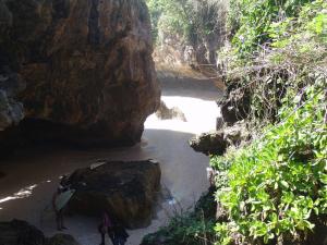 Uluwatu Cave