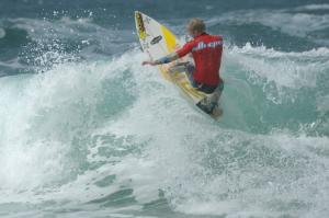 Surfer: Gerry Schlegel / Foto: Meike Reijerman
