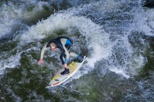 surfer: Gerry SChlegel / photo: F. Hagena